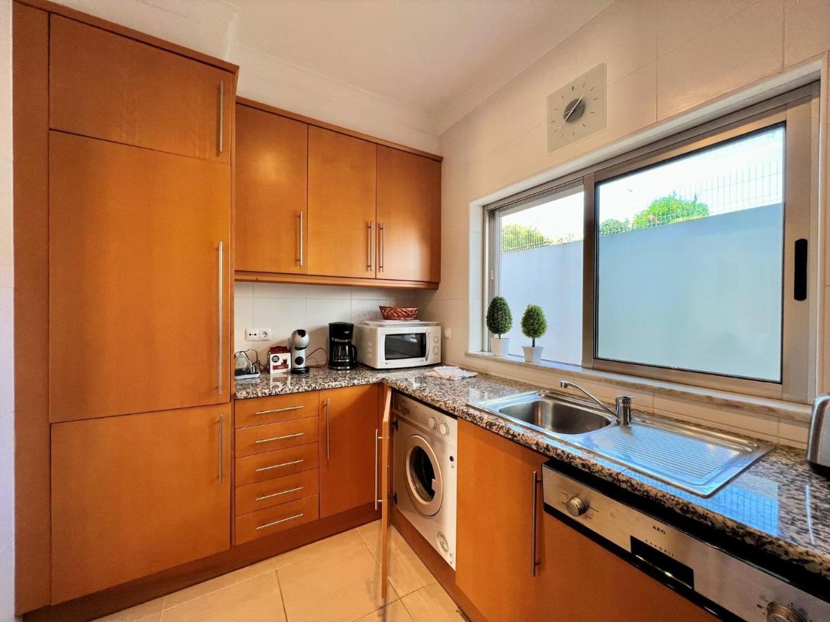 Apartamento Albufeira Terrace With Pool By Homing Exterior foto